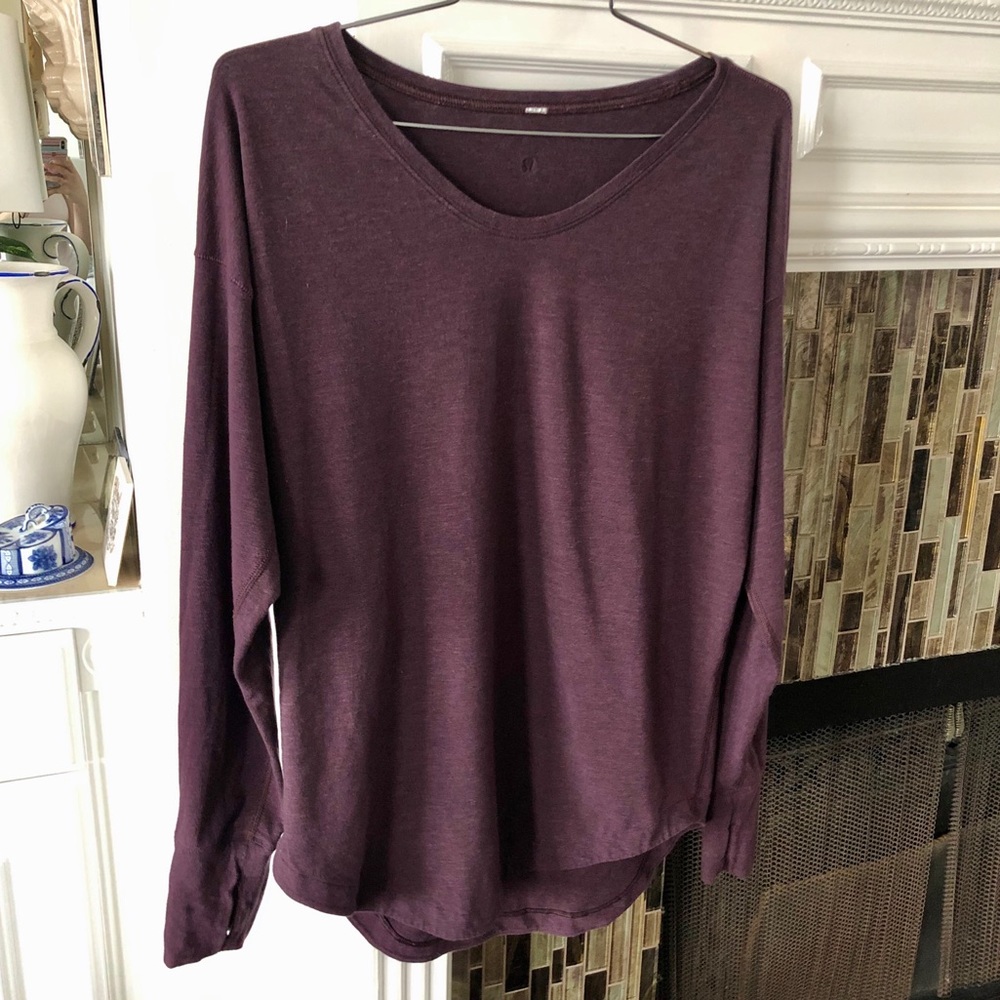 Lululemon Long Sleeve Top size M